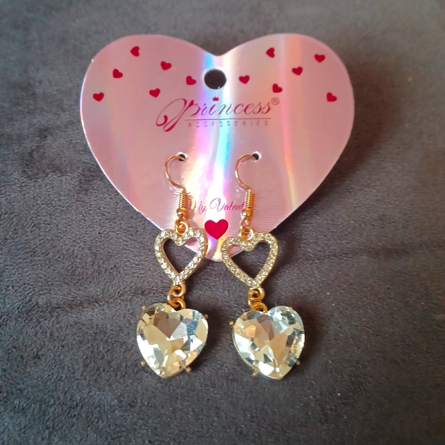 Gold With Silver Righnstones Heart Earrings!